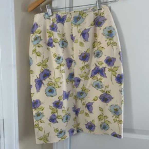 Women Suit 2 Piece Skirt and Jacket Floral Size 4 Talbots - Picture 4 of 5